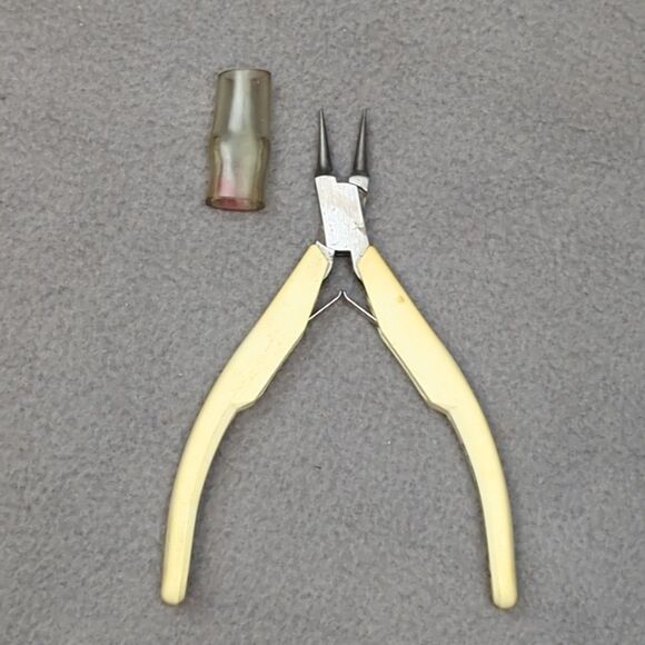 Lindstrom 7590 Round Nose Jewelry Making Repair Metal work Pliers - Picture 1 of 6